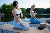 Tunturi Massage Gun Mini - Massage Apparaat - Inclusief koffer - 4 opzetstukken
