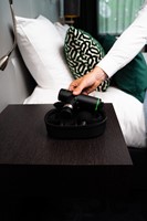 Tunturi Massage Gun Mini - Massage Apparaat - Inclusief koffer - 4 opzetstukken